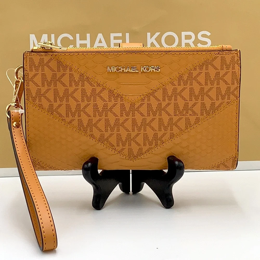 MICHAEL KORS
CIDER MULTI
LG DOUBLE ZIP WRISTLET 
Crocodile Leather Snakeskin - Picture 2 of 14